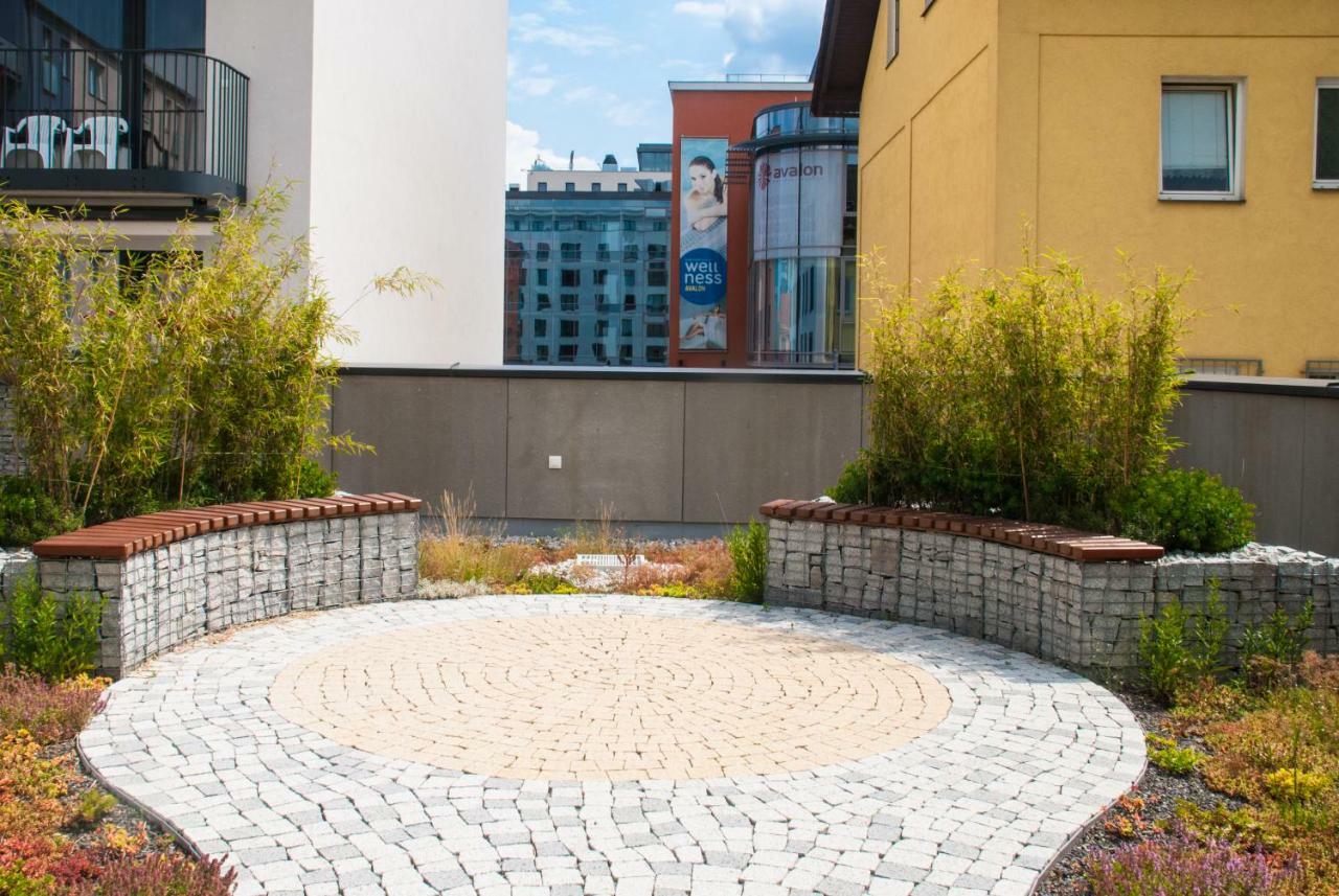 Sunny, Fully Furnished Studio Type With Terrace بلزن المظهر الخارجي الصورة